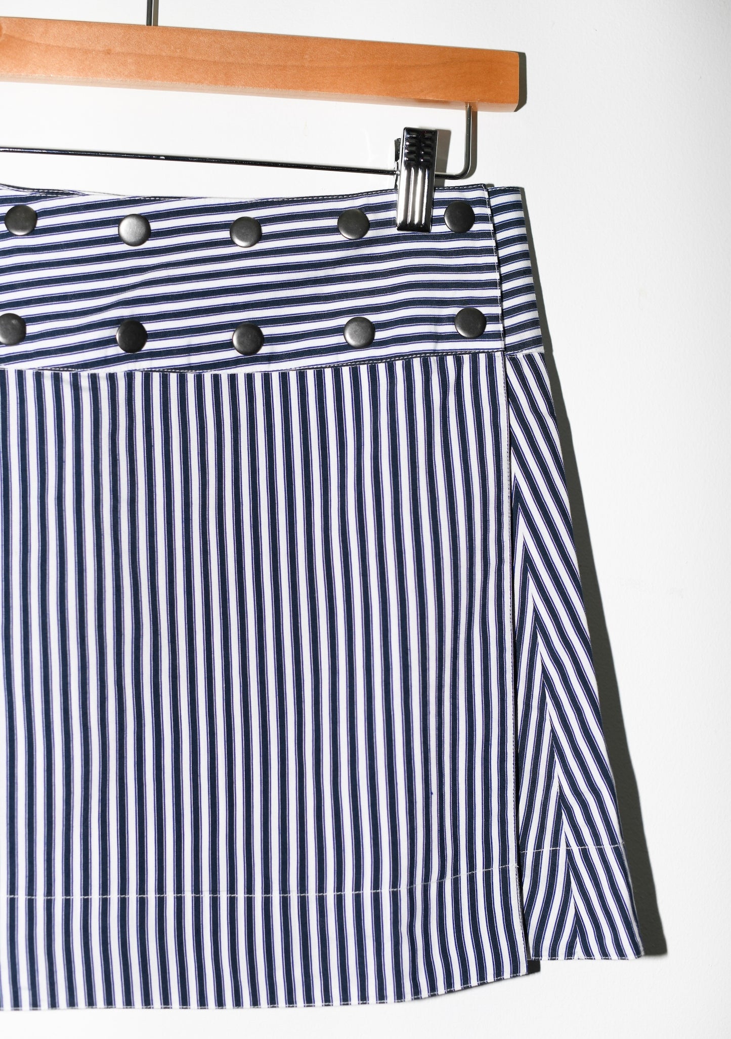 Flagpole Snap Mini Skirt | Yarn Dyed Stripe