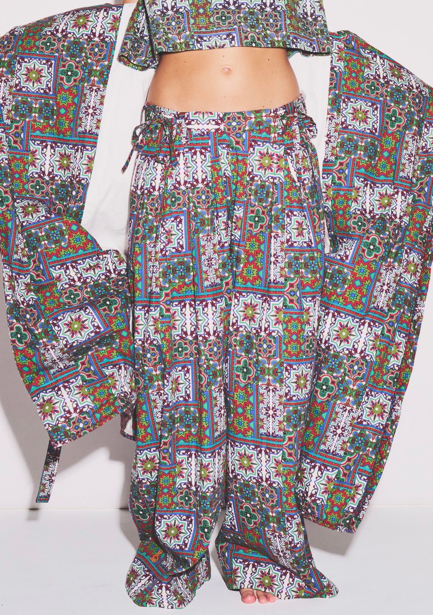 Wide Leg Pleated Snap Pant