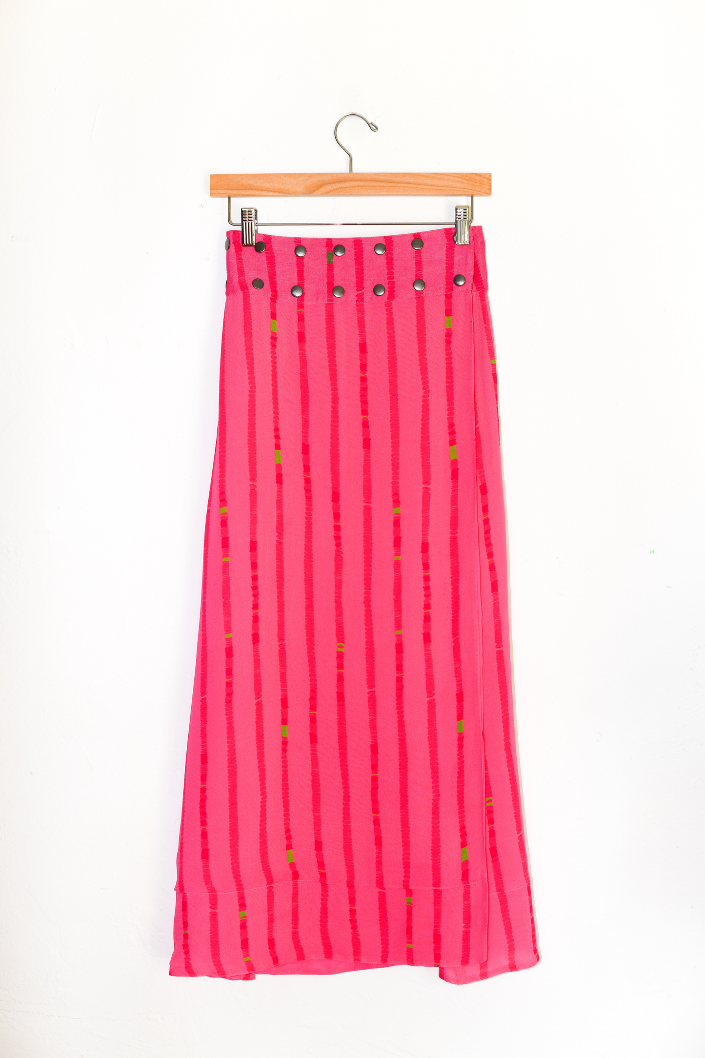 Flagpole Snap Midi Skirt | Viscose Georgette