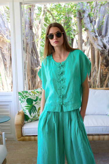 Eve Top w/ Frog Closure | Linen