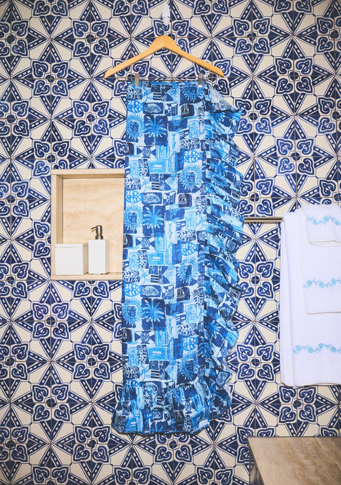 Ruffle Power Pareo™ | Silk Dupioni