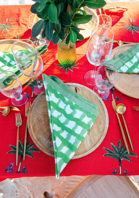 Standard Tablecloth in Petit Palm Red