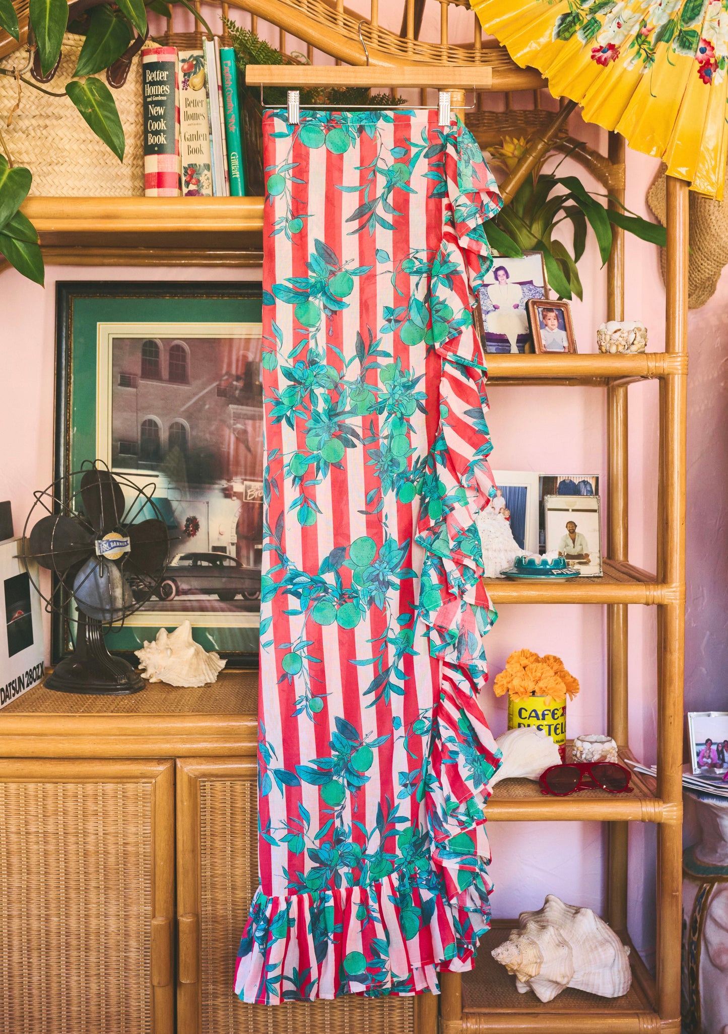 Ruffle Power Pareo™ | Orange Bunches Colony Coral
